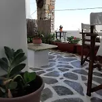 Сasa de vacaciones Flora In Paros