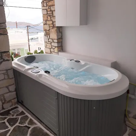 Σπίτι διακοπών Flora In Paros Νάουσα