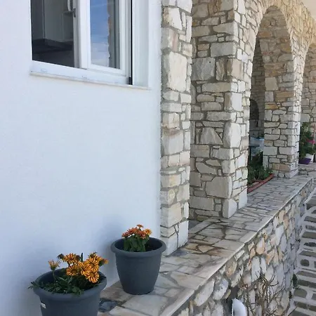 Дом отдыха Flora In Paros Науса