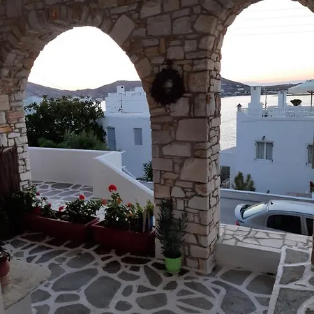 Flora In Paros Prázdninový dům