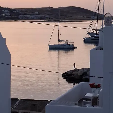 Flora In Paros Prázdninový dům *