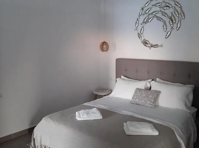 Casa de Férias Flora In Paros Naousa