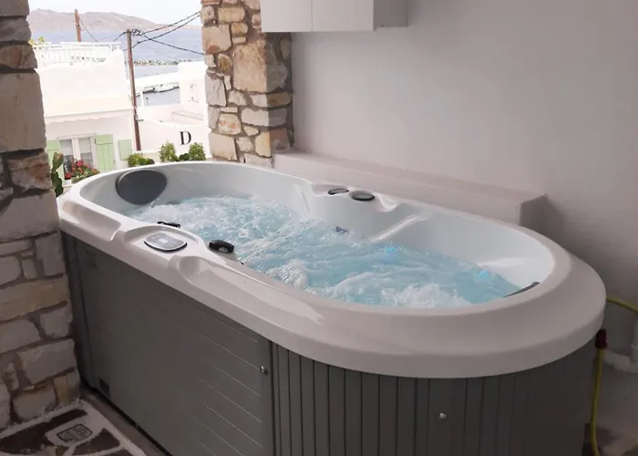 Casa de Férias Flora In Paros Naousa