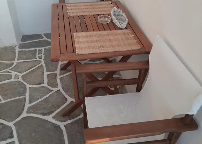 Casa de Férias Flora In Paros Naousa